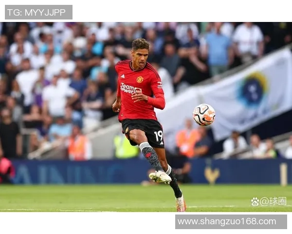 英国足球明星的魅力与成就揭示帅气背后的努力与坚持